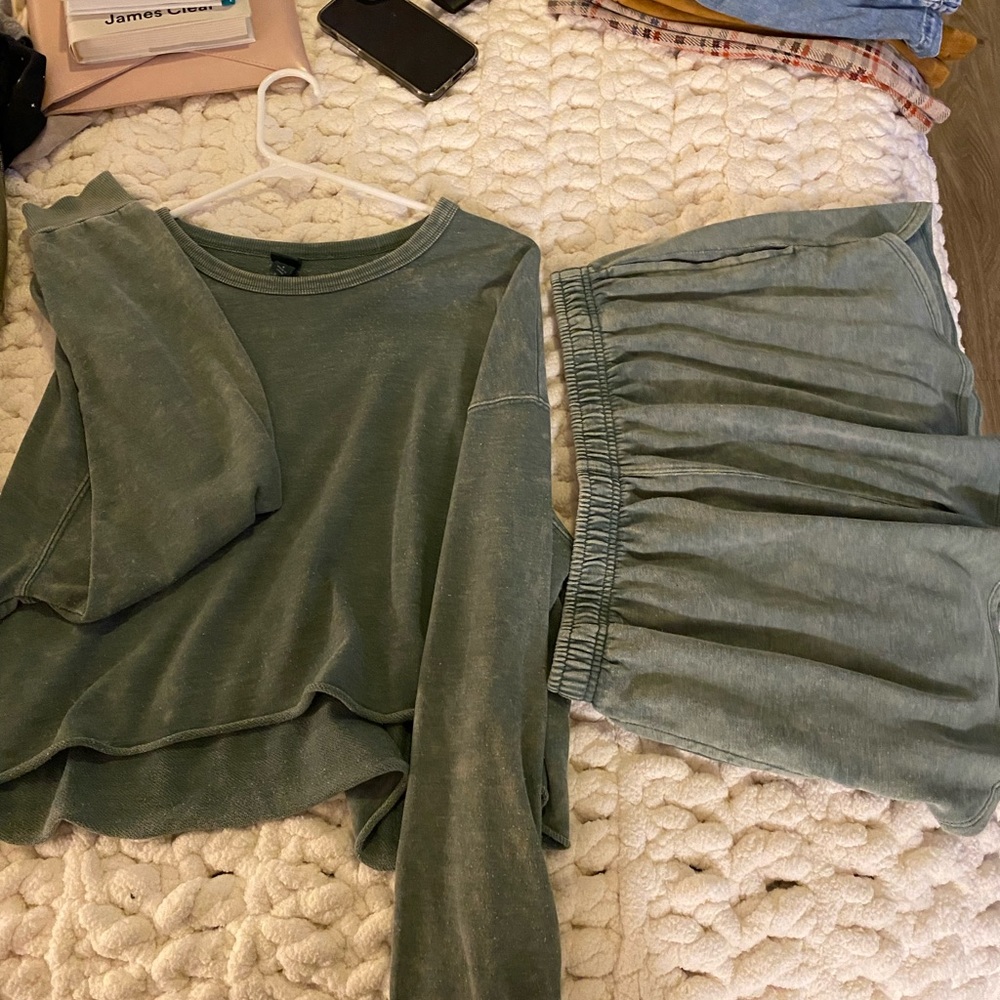 Crop top & short sweat set